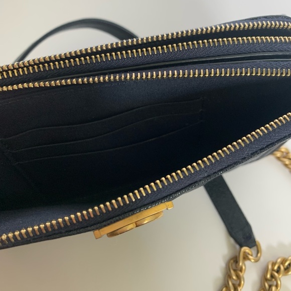 CHANEL Boy Wallet on Chain - Picture 2 of 15